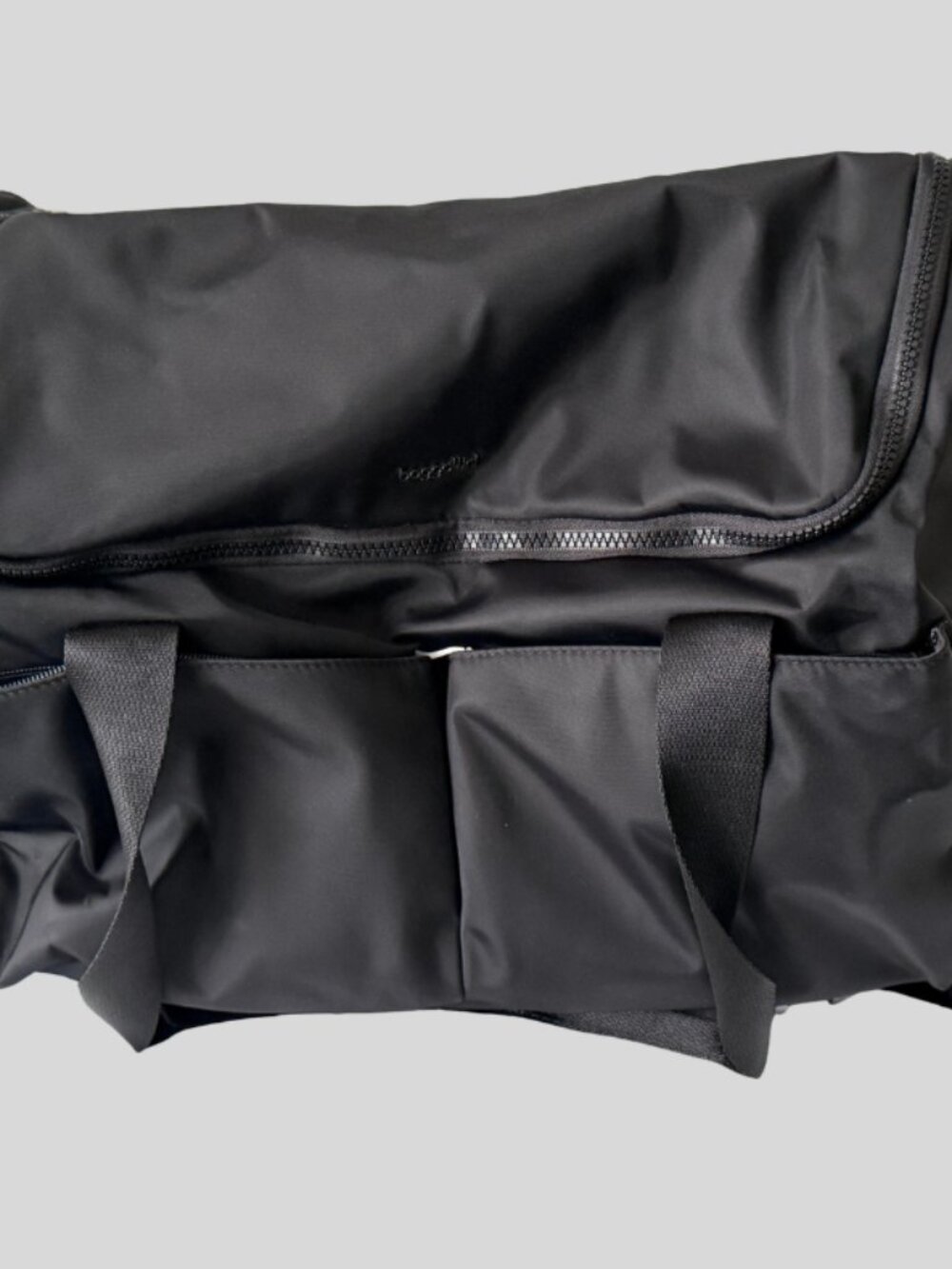 Baggallini Deluxe Fifth Ave Weekender Bag in Black